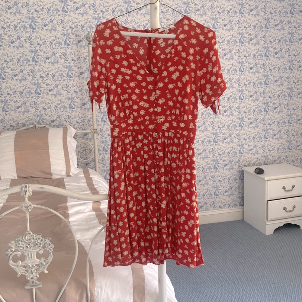 Madewell above the knee dress, short sleeve, buttons down front of dress